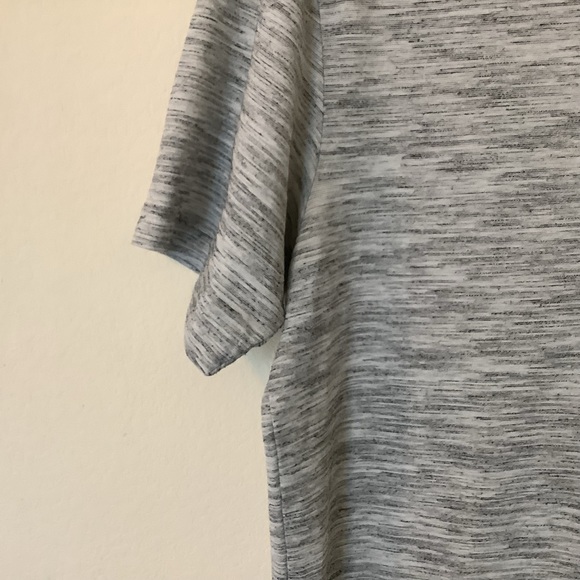 Travis Mathew Flying Tortilla Short Sleeve Medium Golf Polo Heather Gray White - Picture 10 of 16